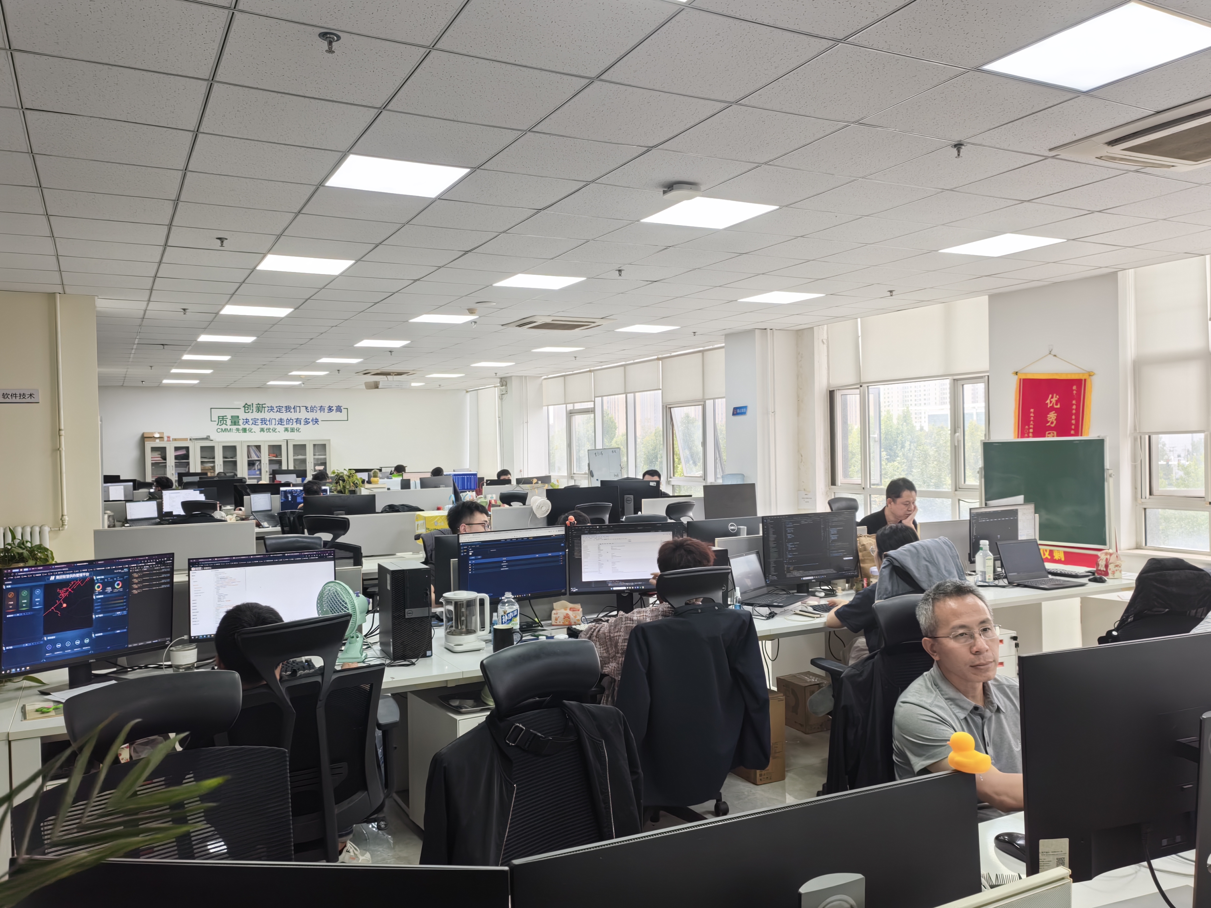 微信图片_20251008111724.jpg