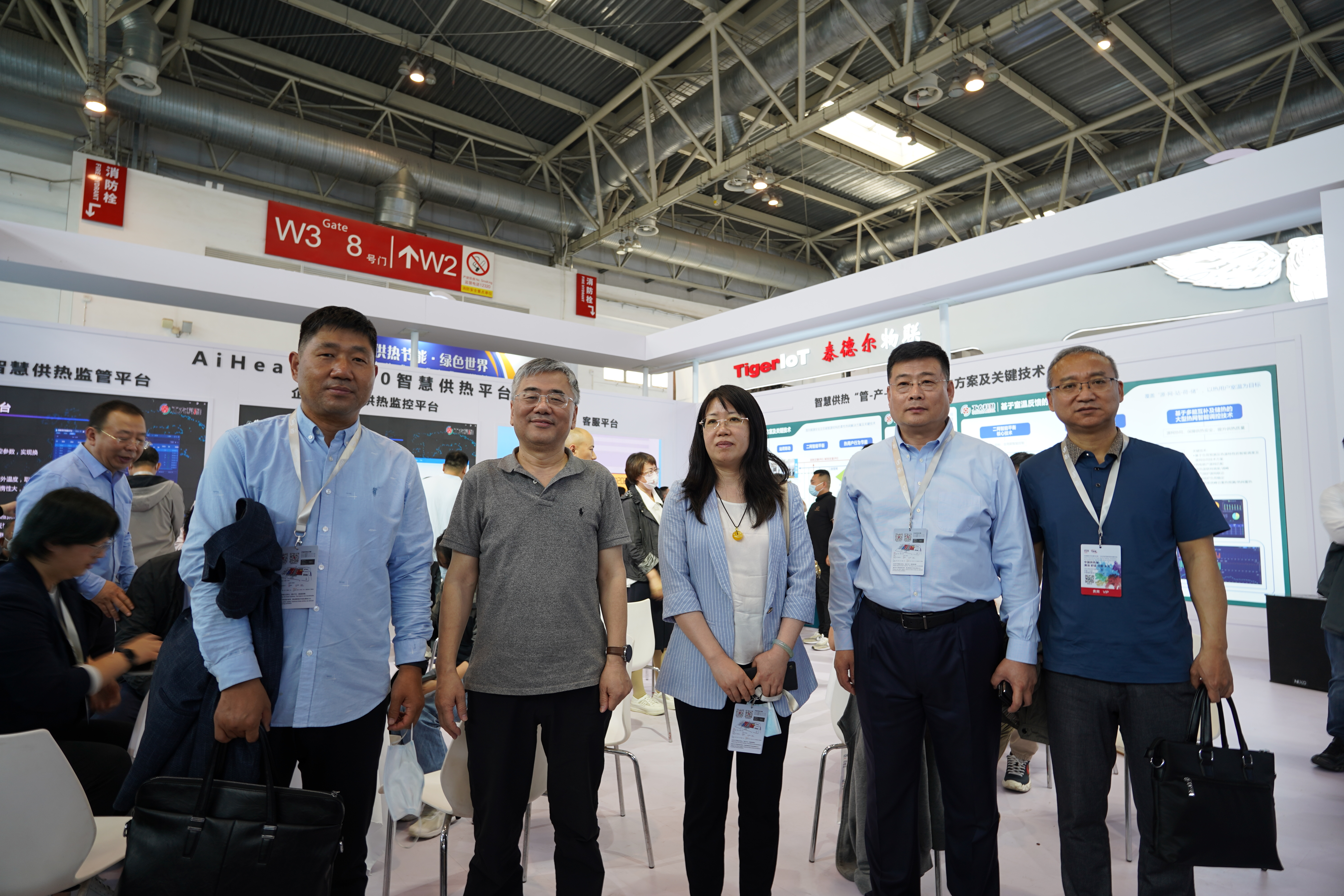 中国供热展盛大开幕！工大科雅展位现场火爆！(图2)